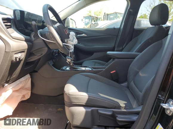 2025 Buick Encore GX Preferred with VIN KL4AMCSL2SB153126, listed as a Copart auction lot 54729845 with 8,184 mi miles and Clean title. Bid and sale history available at DreamBid. Image 7.