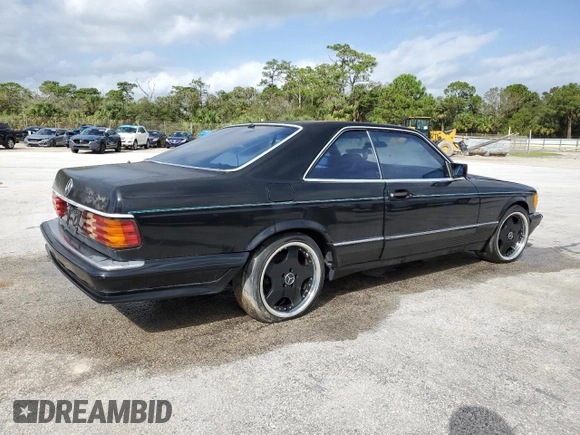 1982 MERCEDES-BENZ 380-CLASS SEC z VIN WDBCA43A1CB001087, wystawiony jako Copart lot #80049454 z przebiegiem 62 785 mil mil oraz Czysty tytuł • Clean title. Historia ofert i sprzedaży dostępna na DreamBid. Obrazek 3.