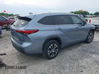 2023 Toyota Highlander L z VIN 5TDKDRAH4PS040014, wystawiony jako IAAI lot #42206183 z przebiegiem 43 219 mil mil oraz . Historia ofert i sprzedaży dostępna na DreamBid. Obrazek 4.