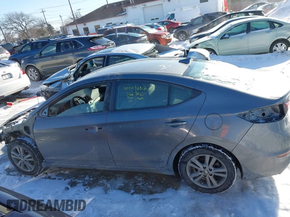 2018 Hyundai Elantra SEL z VIN 5NPD84LF5JH254910, wystawiony jako IAAI lot #41510670 z przebiegiem 101 236 mil mil oraz . Historia ofert i sprzedaży dostępna na DreamBid. Obrazek 14.