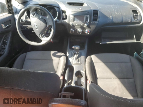 2016 Kia Forte LX z VIN KNAFX4A69G5455729, wystawiony jako Copart lot #59987925 z przebiegiem Nie podano mil oraz Szkoda całkowita • Salvage title. Historia ofert i sprzedaży dostępna na DreamBid. Obrazek 8.