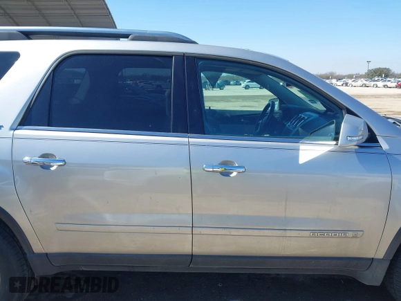 2007 GMC Acadia SLT with VIN 1GKEV33727J150802, listed as a IAAI auction lot 41646005 with 220,972 mi miles. Bid and sale history available at carsss.com. Image 13.