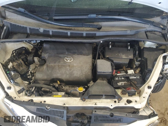 2016 Toyota Sienna LE AAS with VIN 5TDKK3DC6GS764404, listed as a Copart auction lot 63380615 with 123,221 mi miles and Salvage title. Bid and sale history available at DreamBid. Image 12.