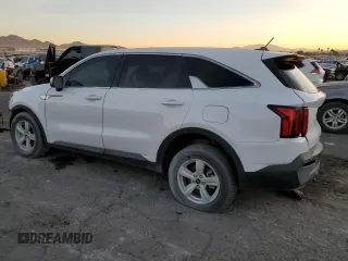 2022 Kia Sorento LX with VIN 5XYRG4LC8NG077202, listed as a Copart auction lot 86316184 with 94,465 mi miles and Salvage Title. Bid and sale history available at carsss.com. Image 2.
