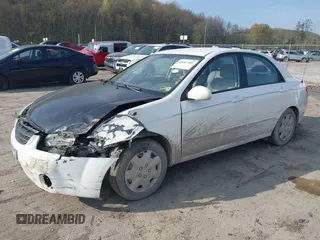 2009 Kia Spectra EX z VIN KNAFE221895630973, wystawiony jako IAAI lot #42067401 z przebiegiem 184 332 mil mil oraz . Historia ofert i sprzedaży dostępna na DreamBid. Obrazek 2.