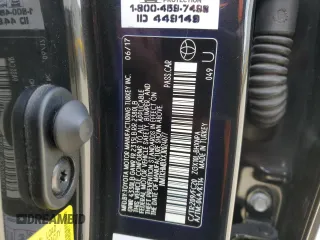 2018 Toyota C-HR XLE z VIN NMTKHMBXXJR024077, wystawiony jako Copart lot #53398025 z przebiegiem 97 079 mil mil oraz Szkoda całkowita • Salvage title. Historia ofert i sprzedaży dostępna na DreamBid. Obrazek 13.