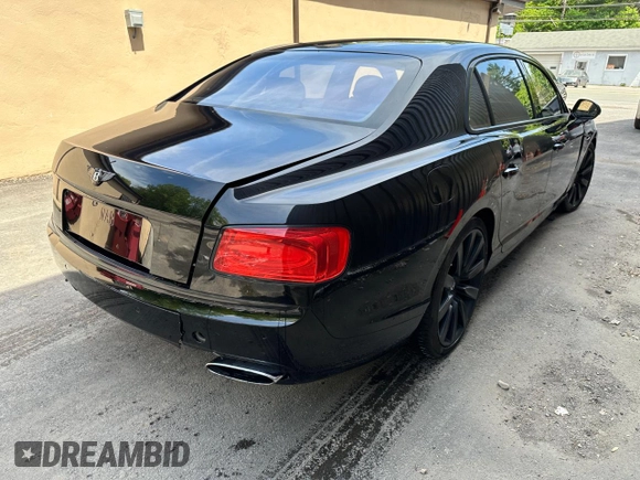 2014 Bentley Flying Spur with VIN SCBEC9ZA4EC094924, listed as a Copart auction lot 57308755 with 31,529 mi miles and Salvage Title. Bid and sale history available at DreamBid. Image 4.