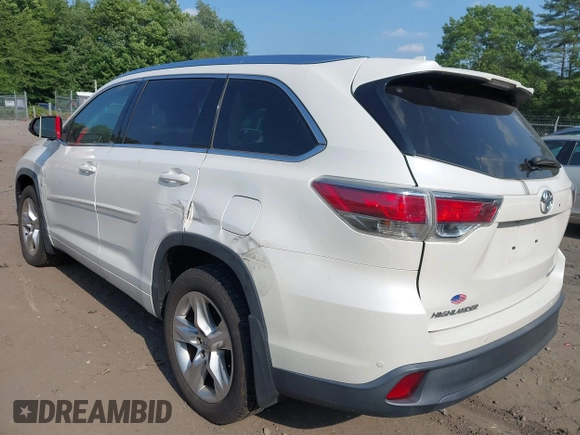 2015 Toyota Highlander Limited with VIN 5TDDKRFH5FS221483, listed as a IAAI auction lot 42517481 with 89,481 mi miles and . Bid and sale history available at DreamBid. Image 3.