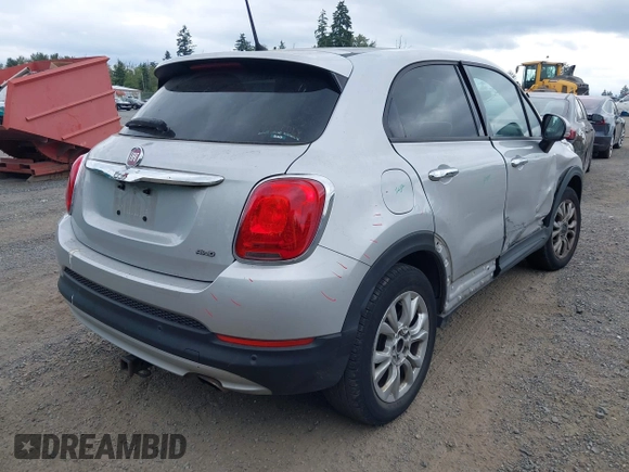 2016 FIAT 500X Easy z VIN ZFBCFYBT8GP341121, wystawiony jako IAAI lot #42590758 z przebiegiem 79 443 mil mil oraz . Historia ofert i sprzedaży dostępna na DreamBid. Obrazek 4.