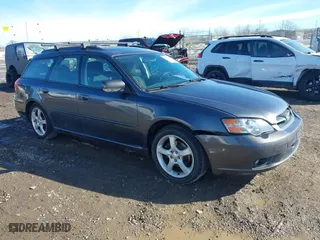 2007 Subaru Legacy Wagon Special Edition with VIN 4S3BP616877331937, listed as a IAAI auction lot 41626081 with 218,422 mi miles. Bid and sale history available at carsss.com. Image 1.