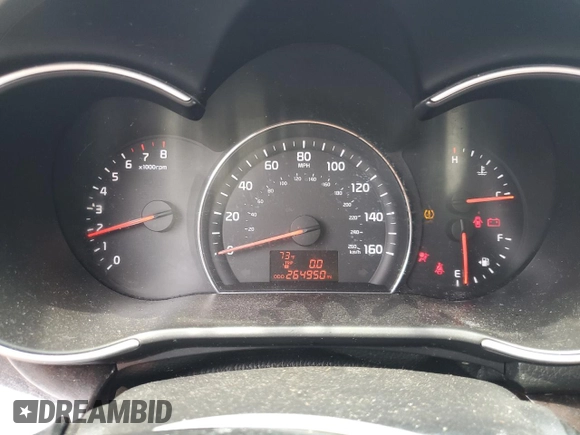 2014 Kia Sorento LX z VIN 5XYKT4A68EG435599, wystawiony jako Copart lot #58269715 z przebiegiem Nie podano mil oraz Czysty tytuł • Clean title. Historia ofert i sprzedaży dostępna na DreamBid. Obrazek 9.