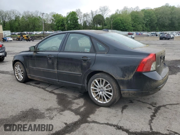 2010 Volvo S40 с VIN YV1382MSXA2507372, выставлен на аукционе Copart как лот 54900645 с пробегом 127 772 миль миль и Чистый • Clean title. История ставок и продаж доступна на DreamBid. Изображение 2.