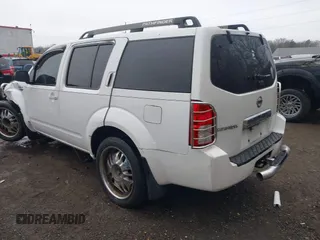 2005 Nissan Pathfinder SE with VIN 5N1AR18U15C734896, listed as a IAAI auction lot 41038342 with 188,910 mi miles. Bid and sale history available at carsss.com. Image 3.