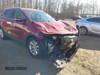 2018 Kia Sorento LX V6 with VIN 5XYPGDA53JG425123, listed as a IAAI auction lot 41639091 with 171,736 mi miles. Bid and sale history available at carsss.com. Image 1.