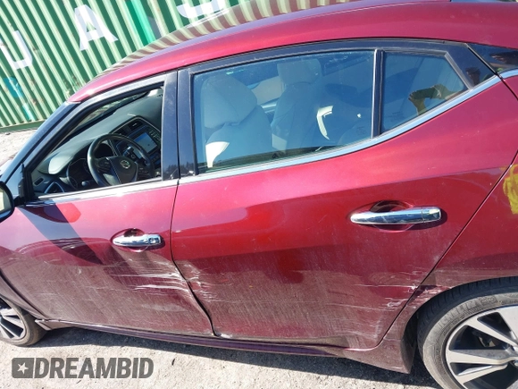 2017 Nissan Maxima SL with VIN 1N4AA6AP8HC433839, listed as a IAAI auction lot 41482453 with 109,869 mi miles and . Bid and sale history available at DreamBid. Image 14.