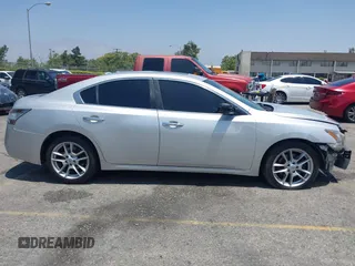 2012 Nissan Maxima SV с VIN 1N4AA5AP3CC829759, выставлен на аукционе IAAI как лот 42550990 с пробегом 197 486 миль миль и . История ставок и продаж доступна на DreamBid. Изображение 14.