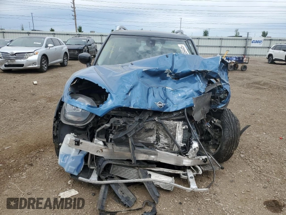 2020 MINI Countryman Cooper with VIN WMZYW5C03L3L13685, listed as a Copart auction lot 58035445 with Not provided miles and Salvage title. Bid and sale history available at DreamBid. Image 5.