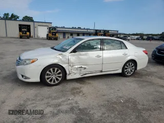 2011 Toyota Avalon with VIN 4T1BK3DB5BU390570, listed as a Copart auction lot 60098705 with 152,969 mi miles and Salvage title. Bid and sale history available at DreamBid. Image 1.