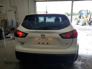 2017 Nissan Rogue S z VIN JN1BJ1CP3HW009050, wystawiony jako Copart lot #51291945 z przebiegiem 109 244 mil mil oraz Szkoda całkowita • Salvage title. Historia ofert i sprzedaży dostępna na DreamBid. Obrazek 6.