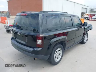 2016 Jeep Patriot Sport with VIN 1C4NJPBAXGD813933, listed as a IAAI auction lot 42064438 with 118,969 mi miles and . Bid and sale history available at DreamBid. Image 4.