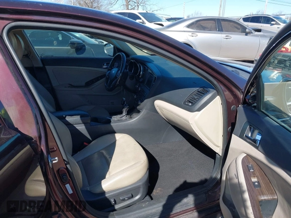 2012 Kia Optima EX with VIN 5XXGN4A6XCG041961, listed as a IAAI auction lot 41705409 with 171,216 mi miles and . Bid and sale history available at carsss.com. Image 5.