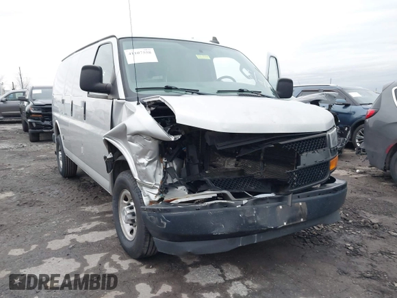 2018 Chevrolet Express Cargo Van with VIN 1GCWGAFG4J1272563, listed as a IAAI auction lot 41107558 with 1 mi miles. Bid and sale history available at carsss.com. Image 6.