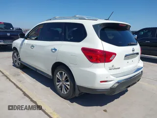 2017 Nissan Pathfinder SV z VIN 5N1DR2MM6HC687085, wystawiony jako IAAI lot #41793687 z przebiegiem 138 842 mil mil oraz . Historia ofert i sprzedaży dostępna na DreamBid. Obrazek 3.
