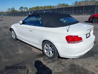 2008 BMW 1 Series 128i with VIN WBAUN13538VH79554, listed as a IAAI auction lot 41404844 with 101,489 mi miles and . Bid and sale history available at DreamBid. Image 3.