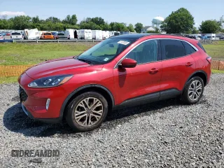 2021 Ford Escape SEL with VIN 1FMCU9H67MUA14292, listed as a Copart auction lot 61472095 with 33,270 mi miles and Salvage title. Bid and sale history available at DreamBid. Image 1.