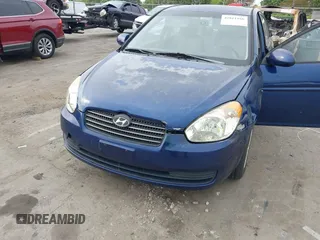 2009 Hyundai Accent Auto GLS with VIN KMHCN46C69U313921, listed as a IAAI auction lot 42011166 with 123,026 mi miles. Bid and sale history available at carsss.com. Image 6.