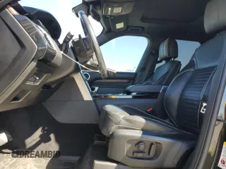 2018 Land Rover Discovery HSE Luxury with VIN SALRT2RV8JA077826, listed as a Copart auction lot 46663765 with 144,020 mi miles and Clean Title. Bid and sale history available at DreamBid. Image 7.