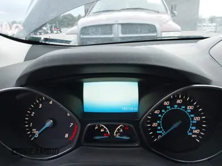 2015 Ford Escape Titanium with VIN 1FMCU9J96FUA27221, listed as a IAAI auction lot 41925276 with 180,758 mi miles and . Bid and sale history available at carsss.com. Image 15.