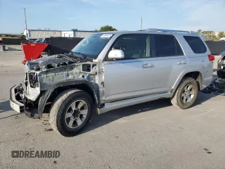 2012 Toyota 4Runner SR5 z VIN JTEZU5JR3C5038640, wystawiony jako Copart lot #60666125 z przebiegiem 209 652 mil mil oraz Szkoda całkowita • Salvage title. Historia ofert i sprzedaży dostępna na DreamBid. Obrazek 1.