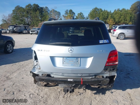 2014 Mercedes-Benz GLK-Class GLK 250 BlueTEC with VIN WDCGG0EB0EG265336, listed as a IAAI auction lot 41304188 with 63,221 mi miles. Bid and sale history available at carsss.com. Image 17.