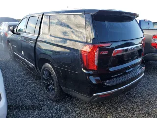 2022 GMC Yukon XL SLT with VIN 1GKS1GKDXNR351617, listed as a Copart auction lot 73962324 with 44,816 mi miles and Salvage Title. Bid and sale history available at carsss.com. Image 2.