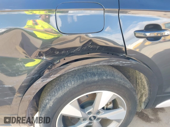 2023 Audi Q5 Premium Plus with VIN WA1BBAFY4P2112508, listed as a IAAI auction lot 40892423 with 24,492 mi miles and . Bid and sale history available at DreamBid. Image 20.
