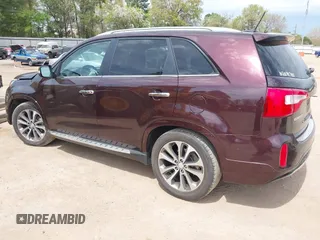 2015 Kia Sorento SX Limited with VIN 5XYKW4A72FG555027, listed as a IAAI auction lot 41884409 with 107,070 mi miles. Bid and sale history available at carsss.com. Image 3.
