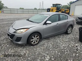 2010 Mazda 3 i Sport z VIN JM1BL1SF9A1164785, wystawiony jako Copart lot #60126335 z przebiegiem 158 083 mil mil oraz Szkoda całkowita • Salvage title. Historia ofert i sprzedaży dostępna na DreamBid. Obrazek 1.