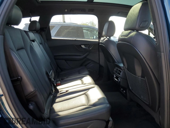 2018 Audi Q7 Premium Plus z VIN WA1LAAF71JD049796, wystawiony jako Copart lot #55972155 z przebiegiem 76 795 mil mil oraz Czysty tytuł • Clean title. Historia ofert i sprzedaży dostępna na DreamBid. Obrazek 11.