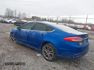 2017 Ford Fusion SE with VIN 3FA6P0H7XHR404884, listed as a IAAI auction lot 40778781 with 95,260 mi miles. Bid and sale history available at carsss.com. Image 3.
