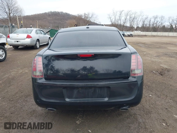 2014 Chrysler 300 with VIN 2C3CCAGT3EH236935, listed as a IAAI auction lot 41654801 with 181,006 mi miles. Bid and sale history available at carsss.com. Image 16.