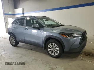 2024 Toyota Corolla Cross LE z VIN 7MUBAABG7RV106693, wystawiony jako Copart lot #53959255 z przebiegiem 25 874 mil mil oraz Szkoda całkowita • Salvage title. Historia ofert i sprzedaży dostępna na DreamBid. Obrazek 4.