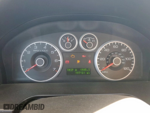 2007 Ford Fusion SE with VIN 3FAHP07187R227711, listed as a Copart auction lot 49618735 with 197,131 mi miles and Salvage Title. Bid and sale history available at carsss.com. Image 9.