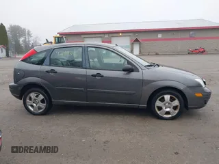 2006 Ford Focus S with VIN 1FAFP37N26W180795, listed as a IAAI auction lot 42100395 with 125,002 mi miles and . Bid and sale history available at carsss.com. Image 14.