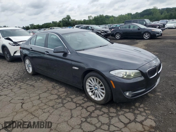 2013 BMW 5 Series 535i xDrive with VIN WBAFU7C51DDU66322, listed as a Copart auction lot 63049375 with 218,168 mi miles and Clean title. Bid and sale history available at DreamBid. Image 4.