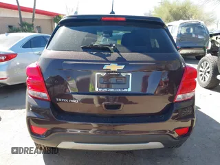 2021 Chevrolet Trax LT with VIN KL7CJPSM4MB364271, listed as a IAAI auction lot 41861337 with 65,930 mi miles. Bid and sale history available at carsss.com. Image 16.