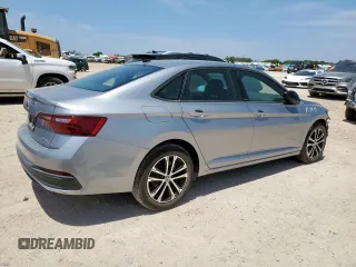 2024 Volkswagen Jetta Sport with VIN 3VWBM7BU8RM020963, listed as a Copart auction lot 64787685 with 3,544 mi miles and Salvage title. Bid and sale history available at DreamBid. Image 3.