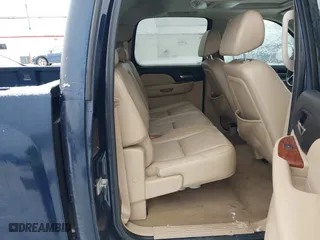 2007 Chevrolet Silverado 1500 LTZ with VIN 2GCEK13M771535698, listed as a IAAI auction lot 41295982 with 216,232 mi miles. Bid and sale history available at carsss.com. Image 8.