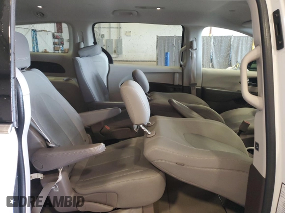 2017 Chrysler Pacifica Touring with VIN 2C4RC1DG3HR621200, listed as a Copart auction lot 54219815 with 98,387 mi miles and Salvage Title. Bid and sale history available at DreamBid. Image 11.