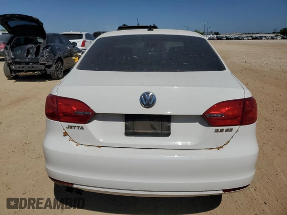 2013 Volkswagen Jetta Sedan SE with VIN 3VWDP7AJ6DM307315, listed as a Copart auction lot 52398235 with 138,764 mi miles and Salvage Title. Bid and sale history available at carsss.com. Image 6.